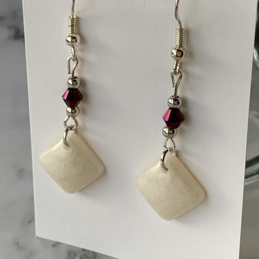 Shimmer white flat back Diamond shape drop earrings